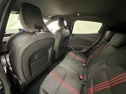 Renault Clio YE71SWN