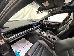 Porsche Panamera LN69UYK