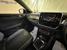 Volkswagen T-Roc CA72JZX