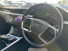 Audi e-tron KU69ZYE