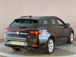 SEAT Leon YO24HWH