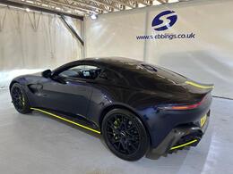 Aston Martin Vantage MV20UZG