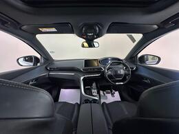 Peugeot 5008 YC69YJN