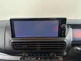 Vauxhall Vivaro DS74OKU