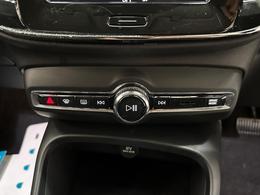 Volvo XC40 YP71UWL