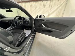 Audi TT YE70LTA