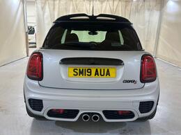 MINI Hatch SM19AUA