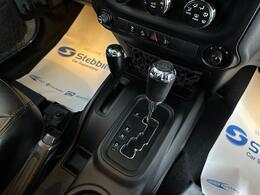 Jeep Wrangler OE64CPV