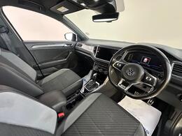 Volkswagen T-Roc VO69HNL