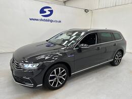 Volkswagen Passat YE70UZH