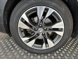 Vauxhall Grandland X DT69YHN