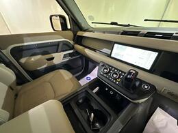 Land Rover Defender 110 OY20YDU