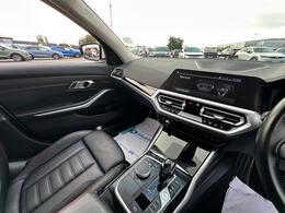 BMW 3 Series AP21OCO