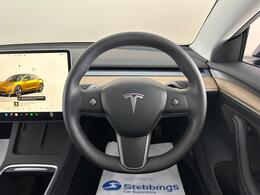 Tesla Model 3 BD72XBZ