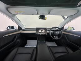 Tesla Model 3 AF72VVZ