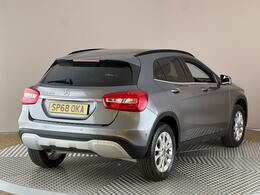 Mercedes-Benz GLA SP68OKA