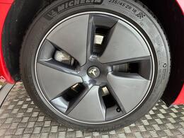 Tesla Model 3 LF71VTK