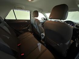 Volkswagen T-Roc AV22SYR