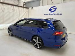 Volkswagen Golf YE70AZG