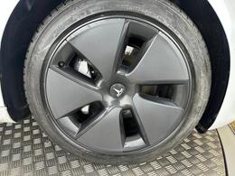 Tesla Model 3 LB70DKD