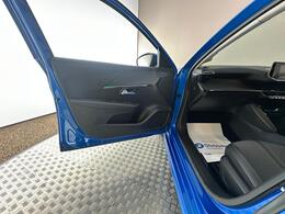 Peugeot E-208 SM71FXD