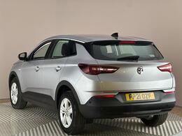 Vauxhall Grandland X FP21OZF