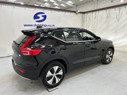Volvo XC40 YP71UWL