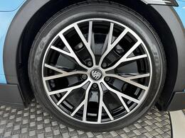 Porsche Taycan LV71XCL