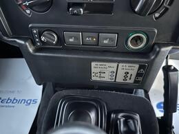 Land Rover Defender 90 GF65NXH