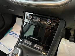 Vauxhall Grandland X DY68ZWW