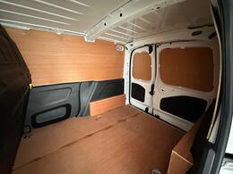 Peugeot Partner SH21EWT