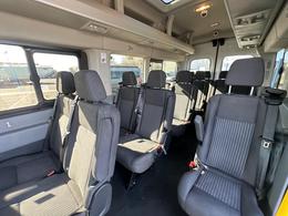 Ford Transit YP68UVJ