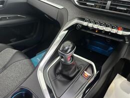 Peugeot 3008 FL67UGZ