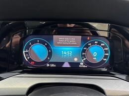 Volkswagen Golf VE22LUD