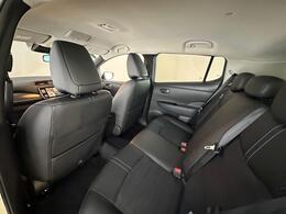 Nissan Leaf ST69WUU