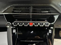 Peugeot 2008 KR73UKK