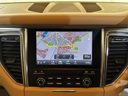 Porsche Macan AR16AEY