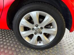 Vauxhall Meriva SN66UXB