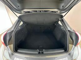 Mercedes-Benz GLA YH69VSZ