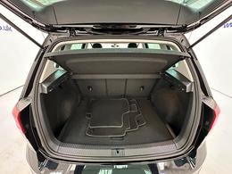 Volkswagen Golf SV LR69XWM