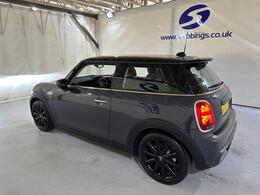 MINI Hatch EA70YLB