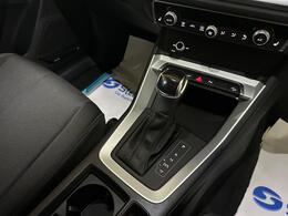 Audi Q3 MW22OVR