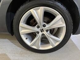 SEAT Leon PX70XZD