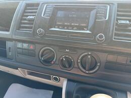 Volkswagen Transporter YW68XFL