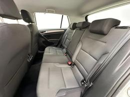 Volkswagen Golf DH66WPE