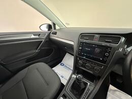 Volkswagen Golf AU20UTR