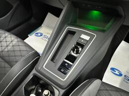 Volkswagen Golf EX71HKW