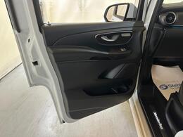 Mercedes-Benz V Class LR20TUV