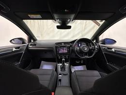 Volkswagen Golf YE70AZG
