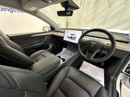 Tesla Model Y MW22ZYE